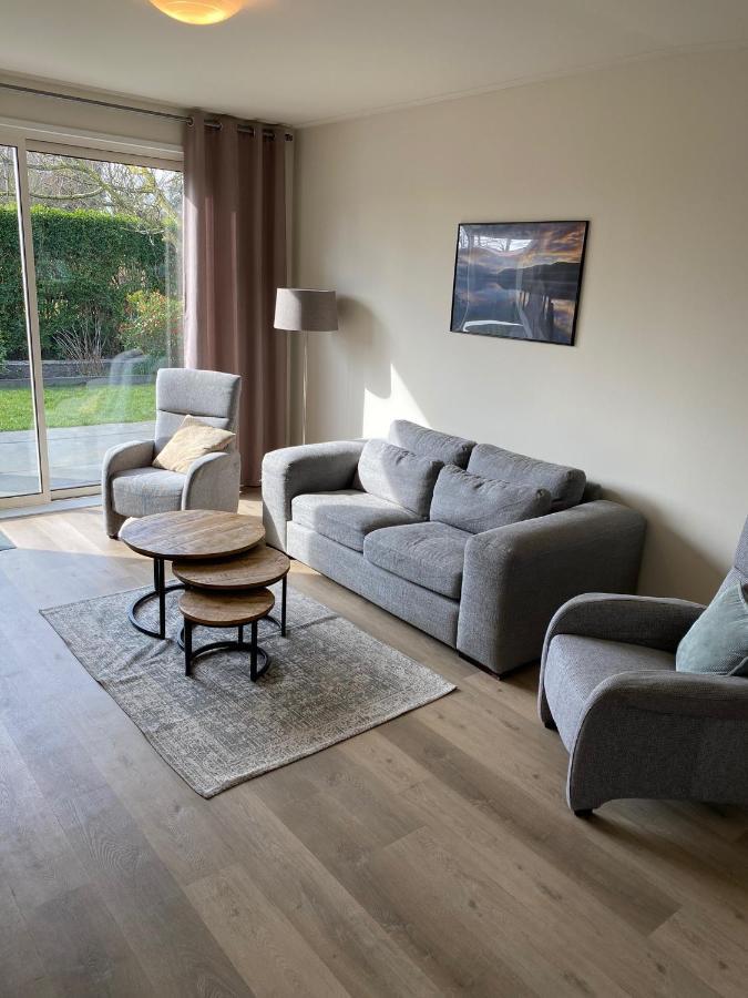 House In A Quiet Location In Zeeland 2 Apartment Bruinisse Bagian luar foto